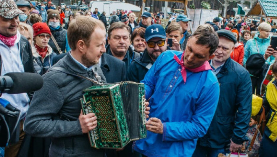 «Цветение маральника» на Алтае.