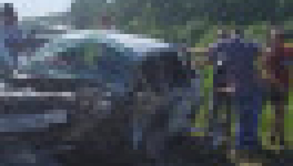 Легковушку смяло в серьезной аварии с грузовиком на Бийской трассе