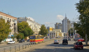 Проспект Строителей в Барнауле. Трамвай.