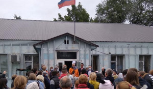 Собрание жителей сел Первомайского района по поводу экотехнопарка.