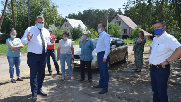В поселке Пригородном обсудили ремонт дороги. Барнаул.