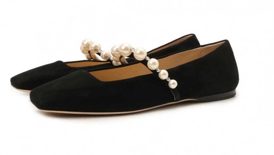 Сотрясение антресолей.