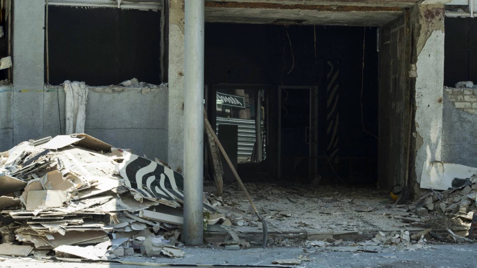 Снос культового клуба «Зебра» в Барнауле.