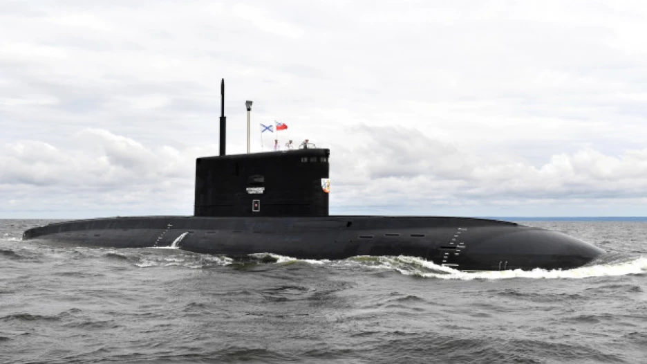 Подводная лодка на Главном военно-морском параде.