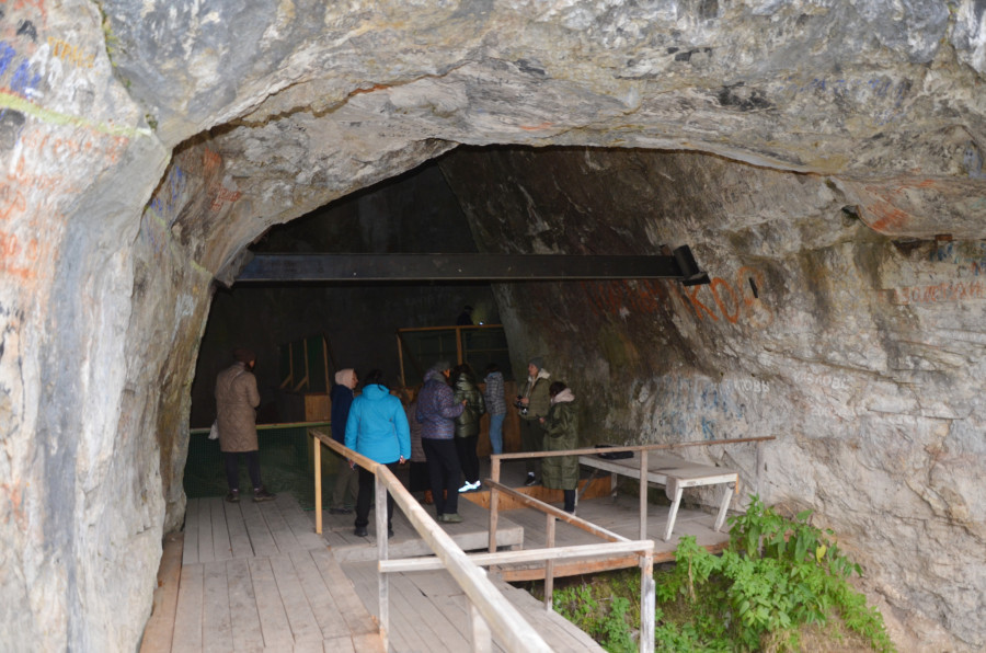 Денисова пещера в Солонешенском районе Алтайского края