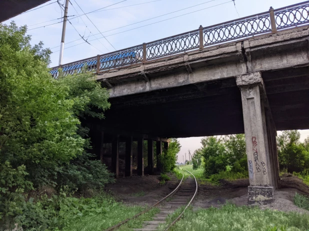 Аварийный мост на проспекте Ленина.