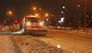 Уборка снега в Барнауле.