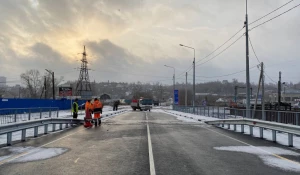 Мост на улице Челюскинцев в Барнауле.