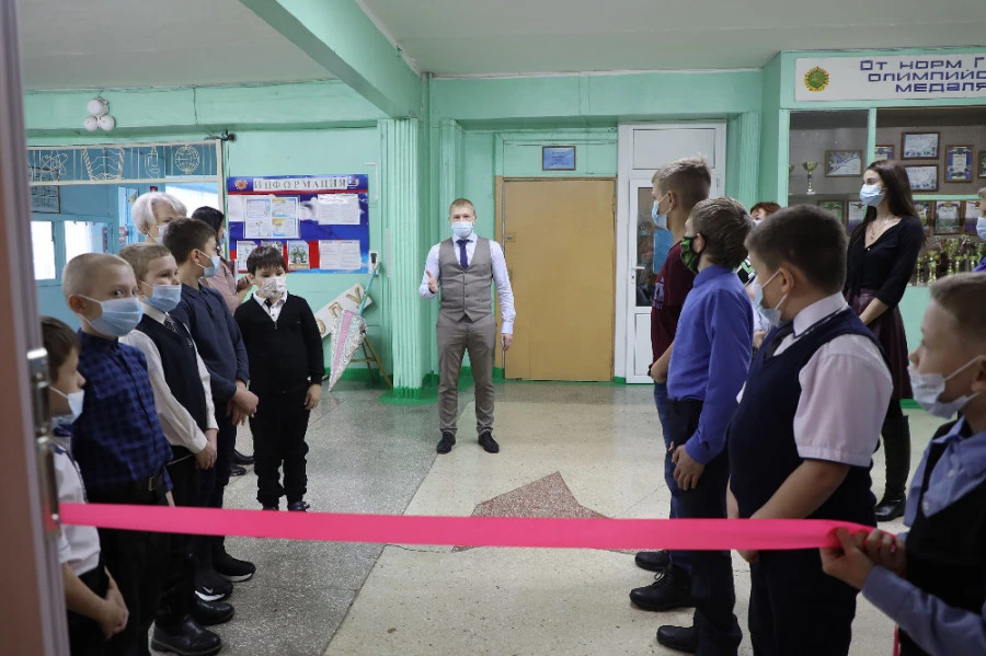 Открытие сенсорной комнаты для учеников начальных классов в средней школе № 2 Заринска.