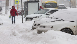 Мощный снегопад в Барнауле. 