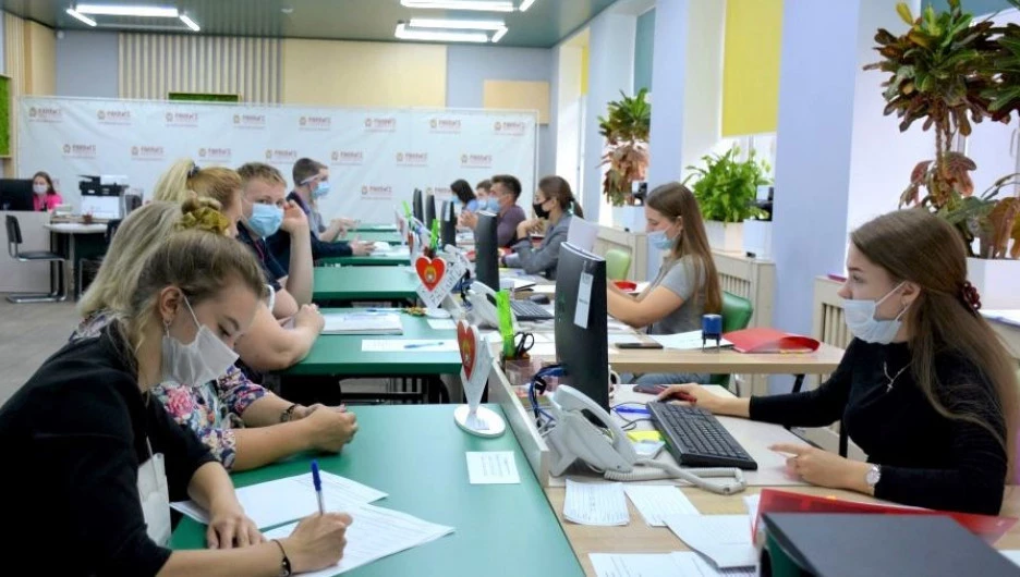Школьников Алтайского края подготовят к успешной сдаче ЕГЭ по литературе.
