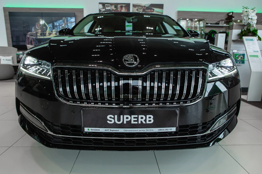 ŠKODA SUPERB.
