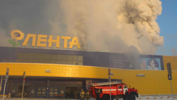 Пожар в томской "Ленте".