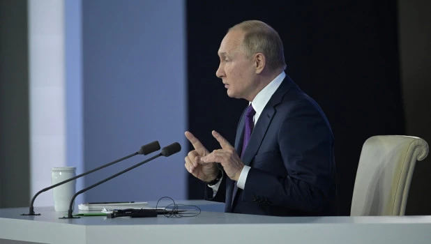 В ходе большой пресс-конференции Владимира Путина.