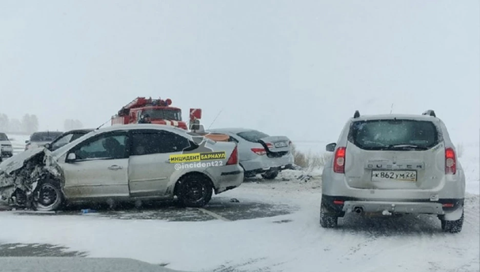 Авария на трассе Павловск-Мамонтово. 