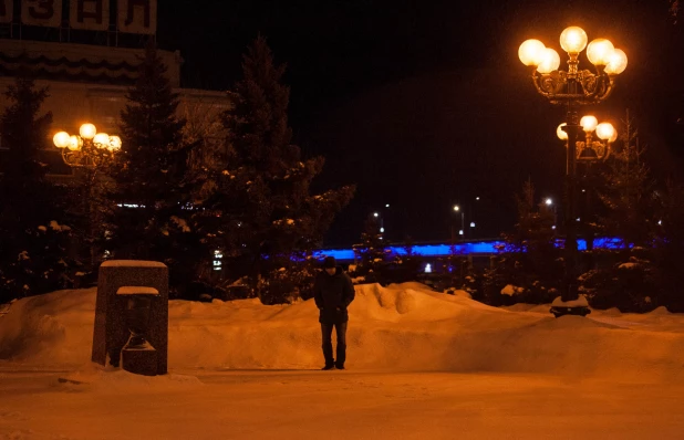 Ночные огни зимнего Барнаула. 