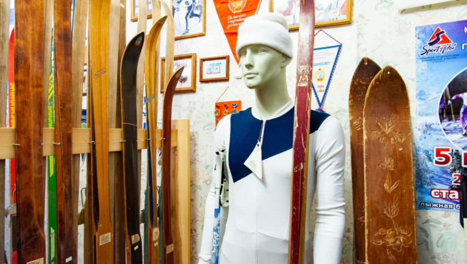 Это вам не "дрова". Какие редкие экспонаты можно найти в музее лыж в Барнауле