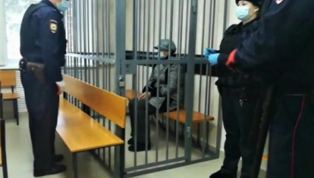 Арестовали мать, выгнавшую ребенка на мороз в Алтайском крае.