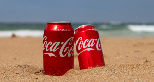 "Coca-Cola", "Кола", газировка.
