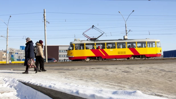 Мост в районе Нового рынка и его окрестности.