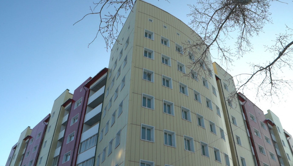 Для развития «нового города». В Заринске сдали в эксплуатацию первый за 20 лет жилой дом