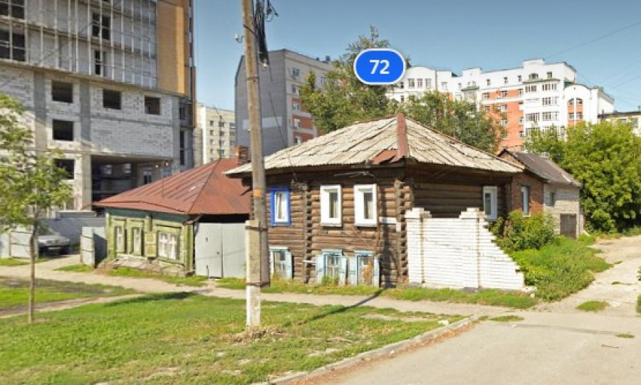 Скриншот фрагмента панорамы, на которой изображен дом на ул. Партизанская, 72 (2020 год).