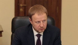 Виктор Томенко обсудил ситуацию по коронавирусу в Алтайском крае.
