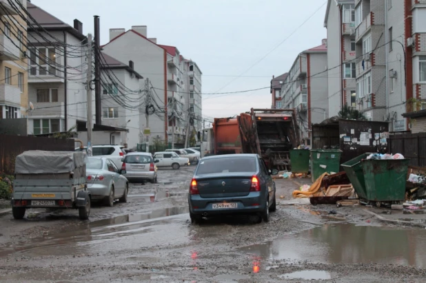 Дороги в поселке Российский.