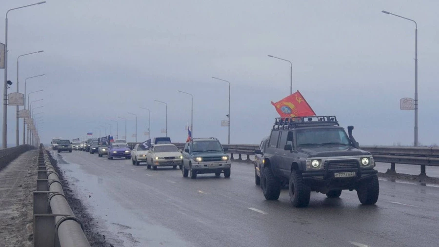 В Барнауле прошел автопробег в поддержку российской армии на Украине.