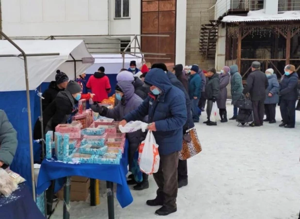 Продуктовая ярмарка в Барнауле. 2022 год.