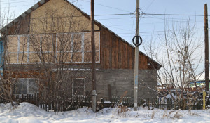В Новоалтайске за 3,7 млн рублей продается "квартира на земле".
