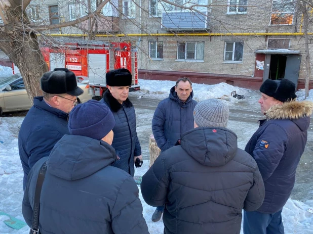 Взрыв газовоздушной смеси в жилом доме в Барнауле.