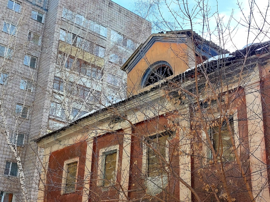Здание 1951 года постройки, расположенное на пр. Ленина, 131/2.