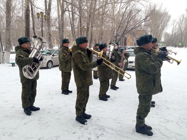 Поддержка алтайских военных в рамках акции «Весточка из дома».