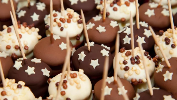 Сладости, кондитерские изделия, десерт.