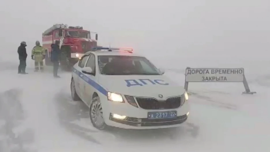 Метель в Алтайском крае 24 марта. Перекрытие дорог.