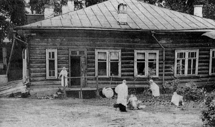 Амбулатория в конце XIX века.