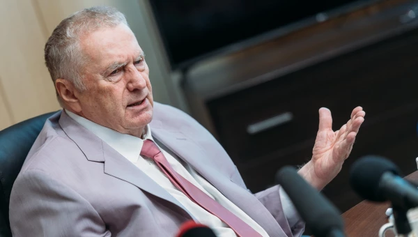 Xotinim bilan guruh jinsiy aloqa fotosurati