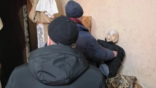 Житель Рубцовска убил мать.