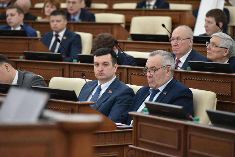 7-я сессия Алтайского краевого Законодательного Собрания.