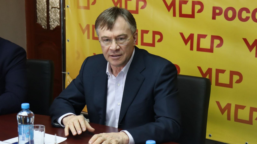 Депутаты Госдумы от Алтайского края опубликовали размеры своих заработков
