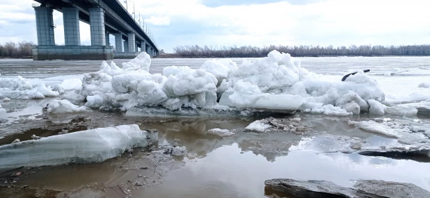 На Речном вокзале Барнаула, апрель 2022.