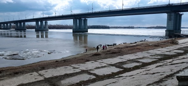 На Речном вокзале Барнаула, апрель 2022.