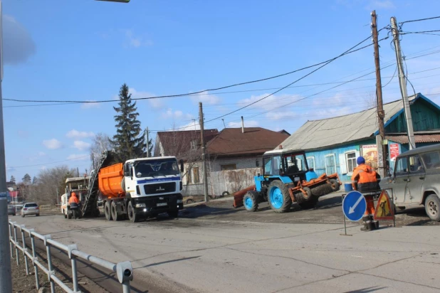 Дорожный сезон в Барнауле.