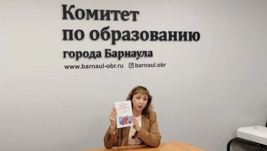 Полина Азмеева.