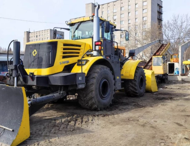 Барнаульские дорожники получили новые машины.