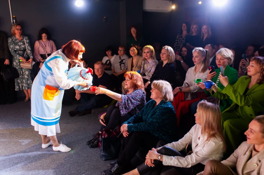 Третья встреча «Женского клуба». Театр кукол «Сказка».