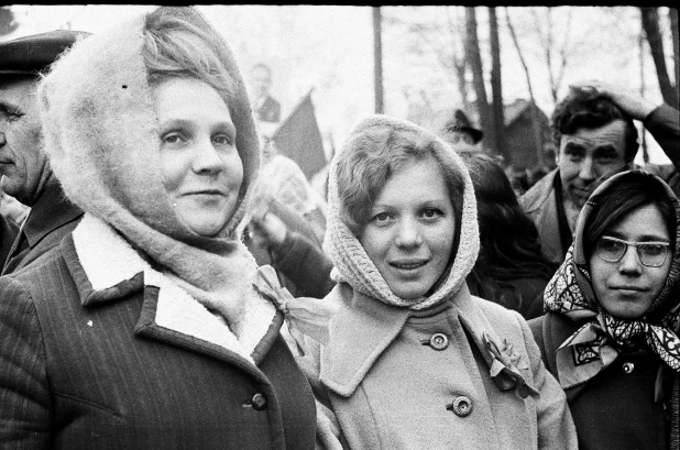 Первомайская демонстрация в Барнауле, 1970-е.