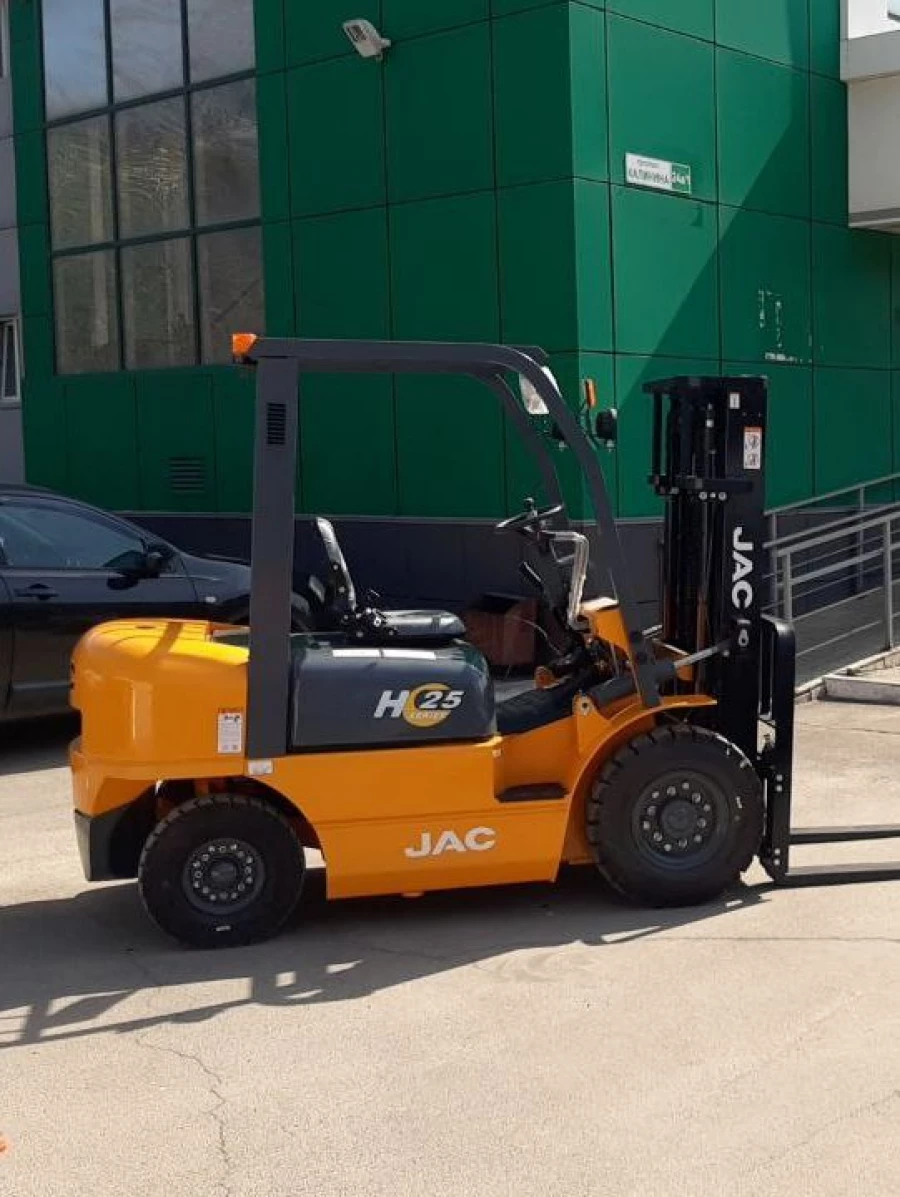 Погрузчик JAC.