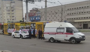 В Барнауле на "зебре" сбили пешехода. 